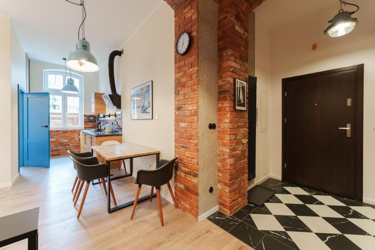 Apartament Foto Loft - Villa Vinci - Z Prywatnym Monitorowanym Parkingiem - Space Apart 耶莱尼亚古拉 外观 照片