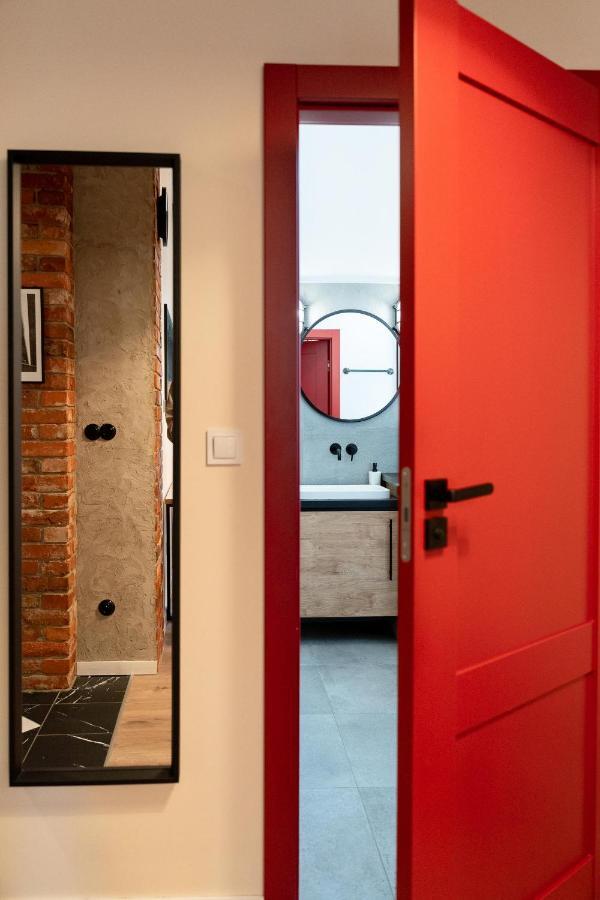 Apartament Foto Loft - Villa Vinci - Z Prywatnym Monitorowanym Parkingiem - Space Apart 耶莱尼亚古拉 外观 照片